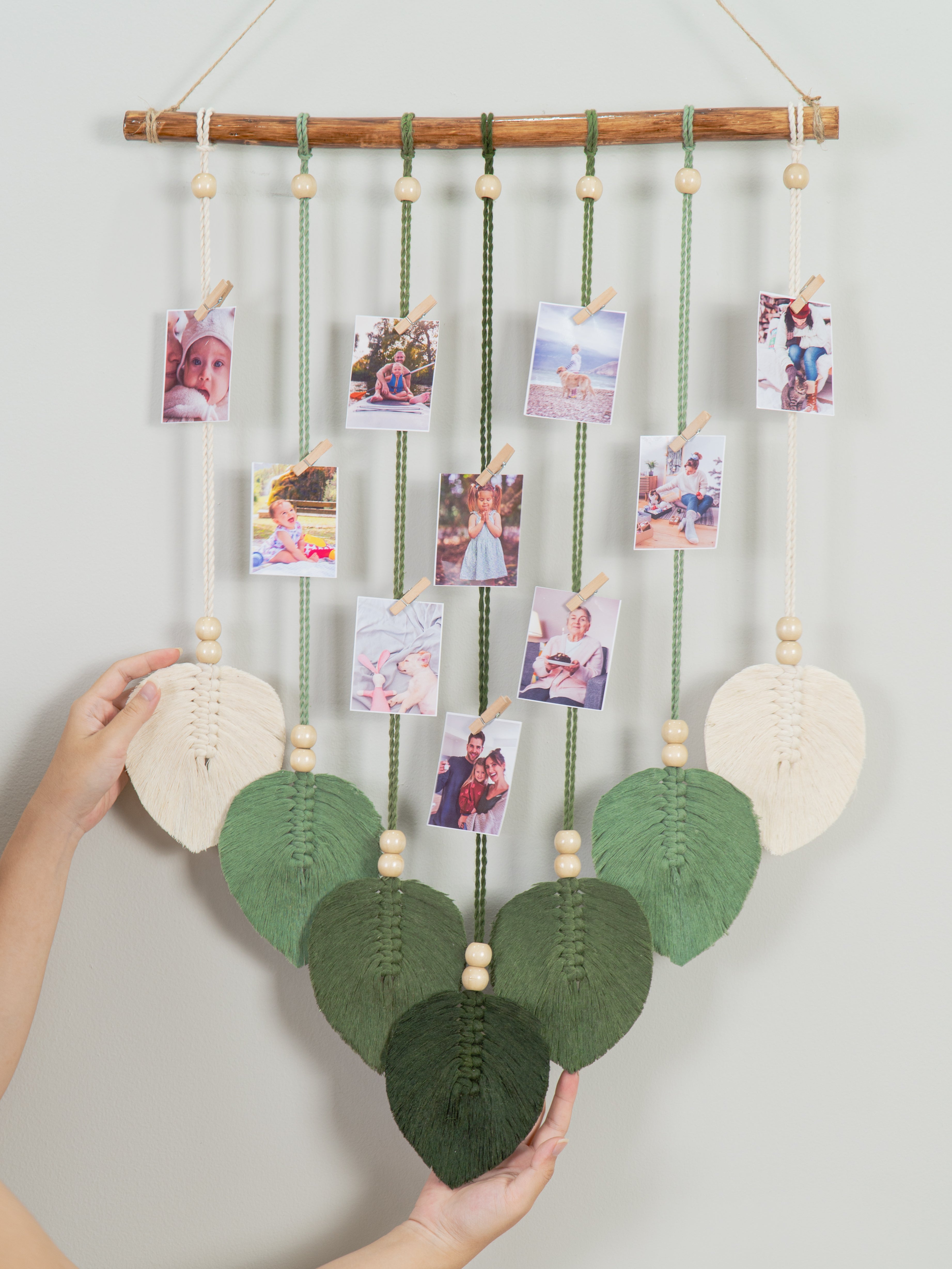 Handwoven macrame leaf photo display, great for both doors and walls, providing a space for beautiful memories.